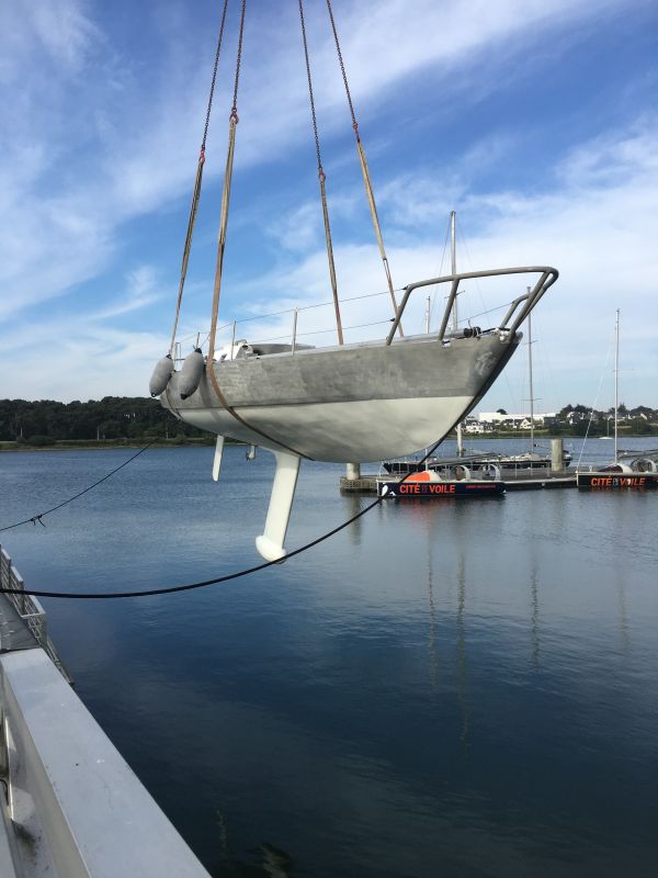 Mise à l'eau PEN DUICK V - Lorient le 13 mai 2020