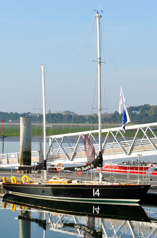 Pen Duick II a la cité de la voile