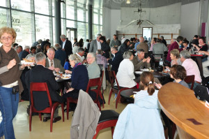 Le buffet aprés l'Assemblée Générale - avril 2010-Lorient