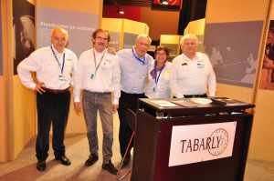 Les membres de l'Association Eric Tabarly accueillent les visiteurs