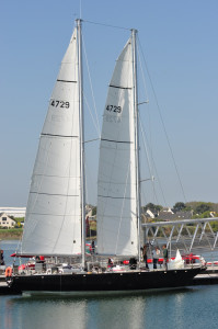 Pen Duick III  avec son gréement de goélette - Cité de la voile Eric Tabarly