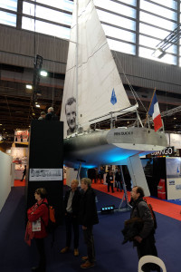 Pen-Duick V mis en lumière au Nautic 2016